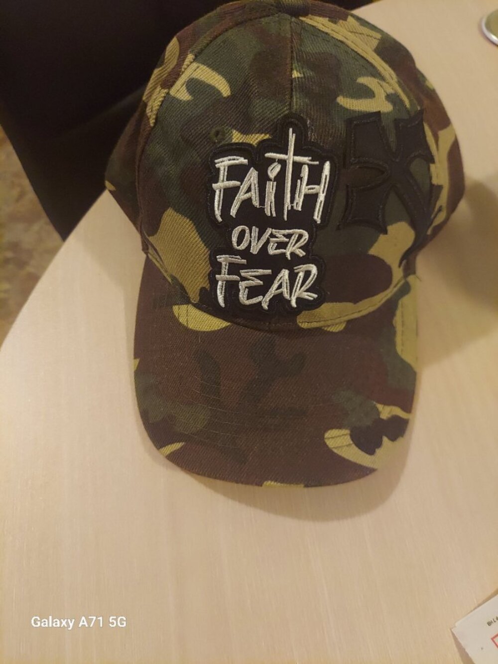 Camouflage "Faith Over Fear" Cap
